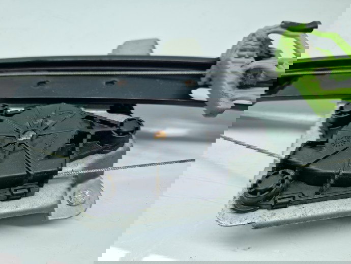 Macara electrica geam dreapta spate Bmw 3 (E91) [Fabr 2005-2011] Break Facelift, Pachet M 13262410