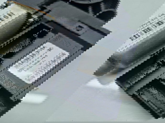 Motoras geam dreapta fata Volkswagen Golf 6 (5K1) [Fabr 2009-2013] Hatchback 5K0959701B