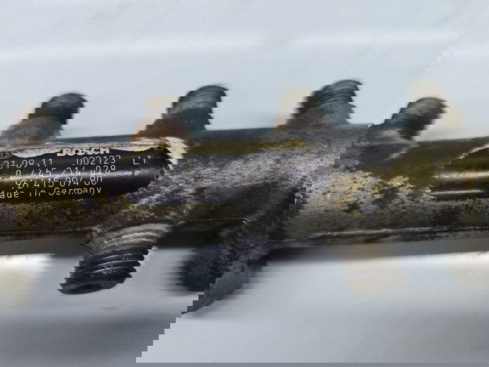 Rampa injectoare  PEUGEOT 206 [Fabr 1998-2009] 9641509480 1.8 8HZ 50KW / 68CP