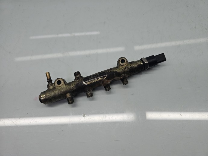 Rampa injectoare  PEUGEOT 206 [Fabr 1998-2009] 9641509480 1.8 8HZ 50KW / 68CP