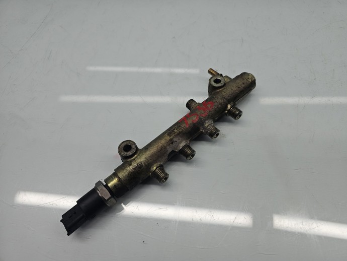 Rampa injectoare  PEUGEOT 206 [Fabr 1998-2009] 9641509480 1.8 8HZ 50KW / 68CP