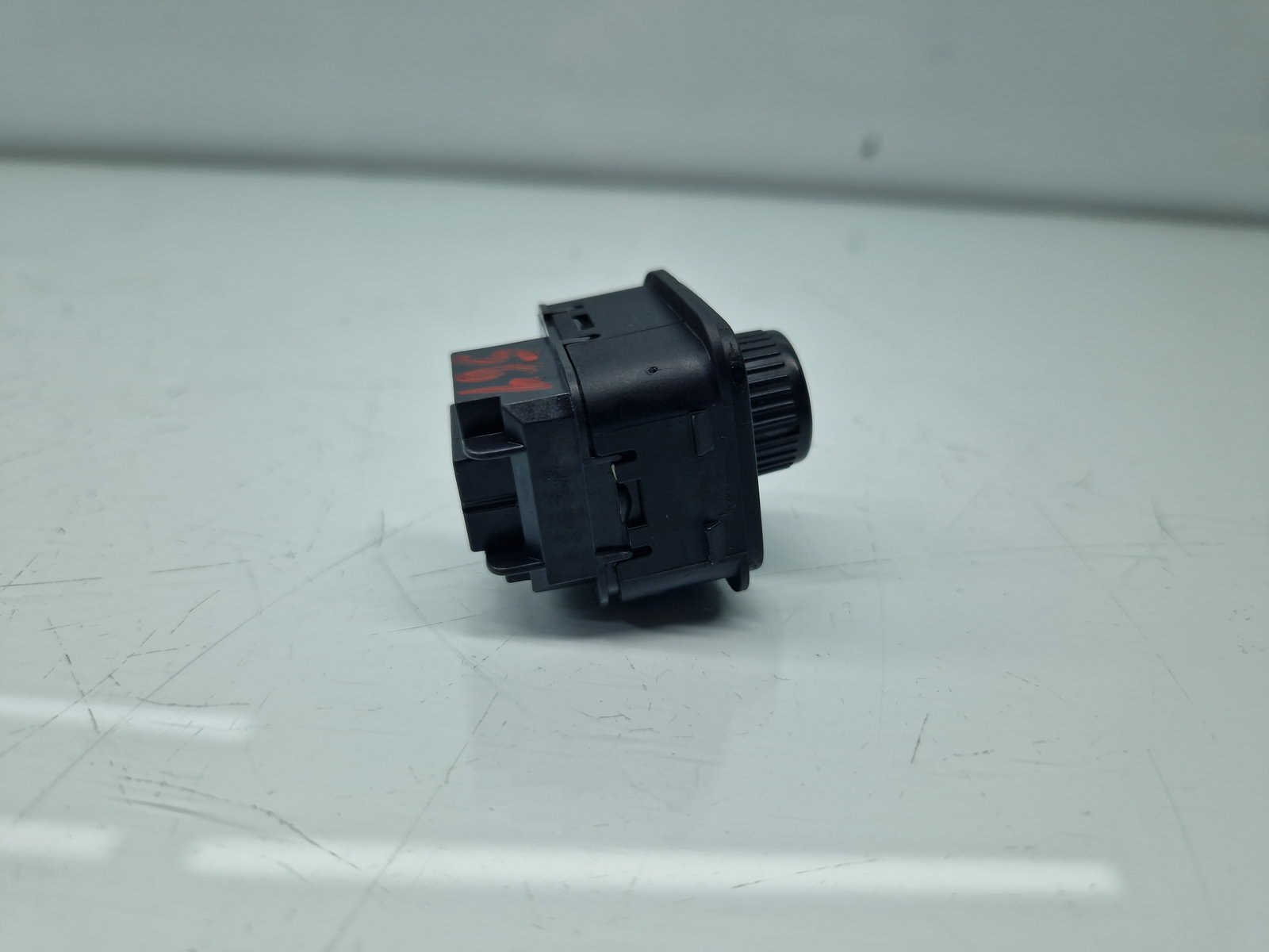 Buton reglaj oglinzi Volkswagen Golf 6 (5K1) [Fabr 2009-2013] 1K0959565L - imagine 3