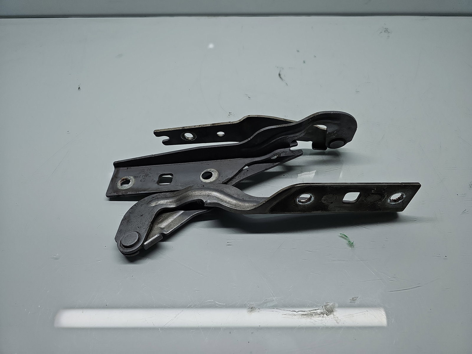 Set balamale capota Volkswagen Golf 7 (5G) [Fabr 2014-prezent] Hatchback 5G0823301A-5G0823302A - imagine 2