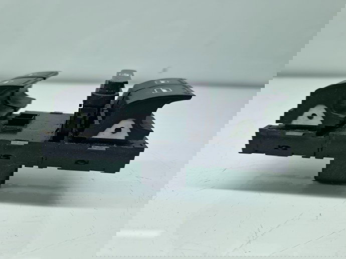 Butoane comanda geamuri sofer Volkswagen Golf 6 (5K1) [Fabr 2009-2013] 1K4959857B