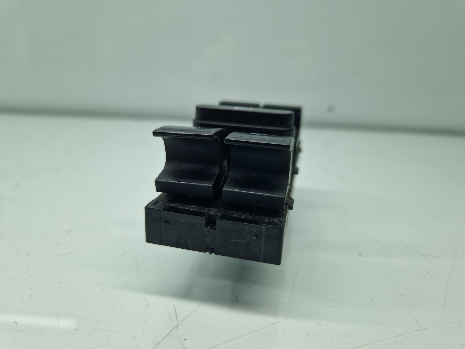 Butoane comanda geamuri sofer Volkswagen Golf 6 (5K1) [Fabr 2009-2013] 1K4959857B - imagine 4