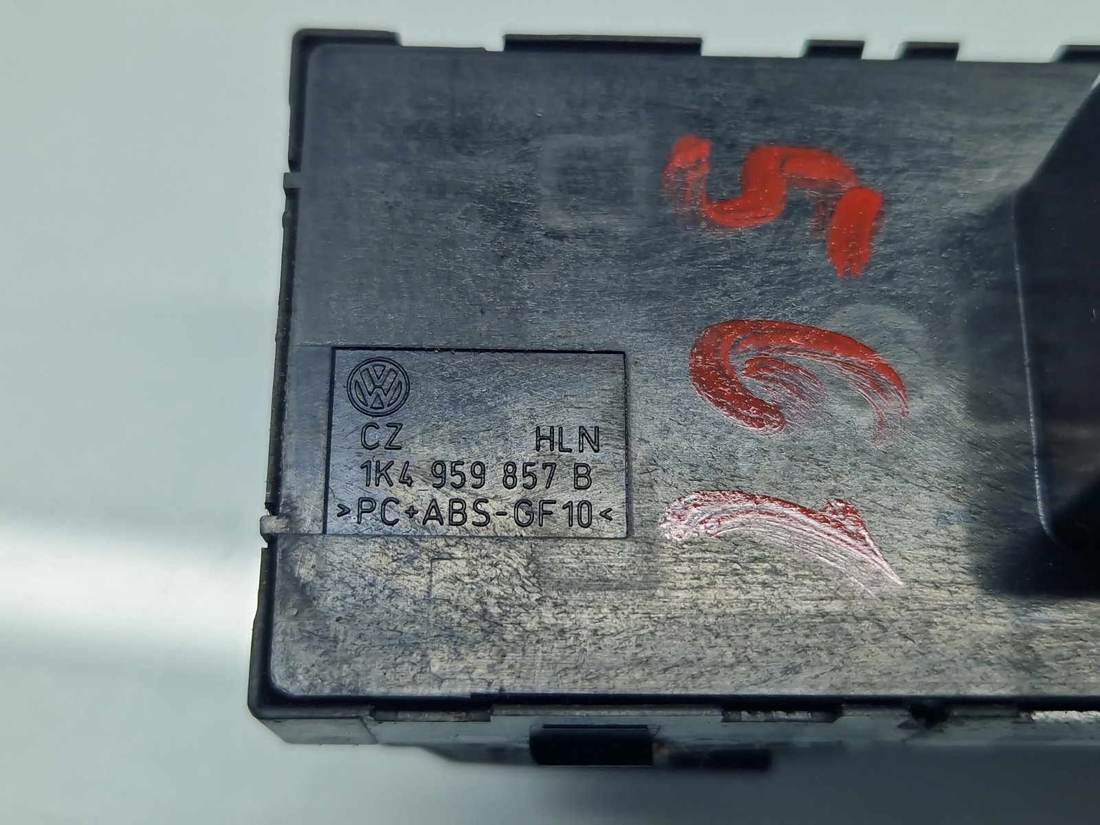 Butoane comanda geamuri sofer Volkswagen Golf 6 (5K1) [Fabr 2009-2013] 1K4959857B - imagine 7