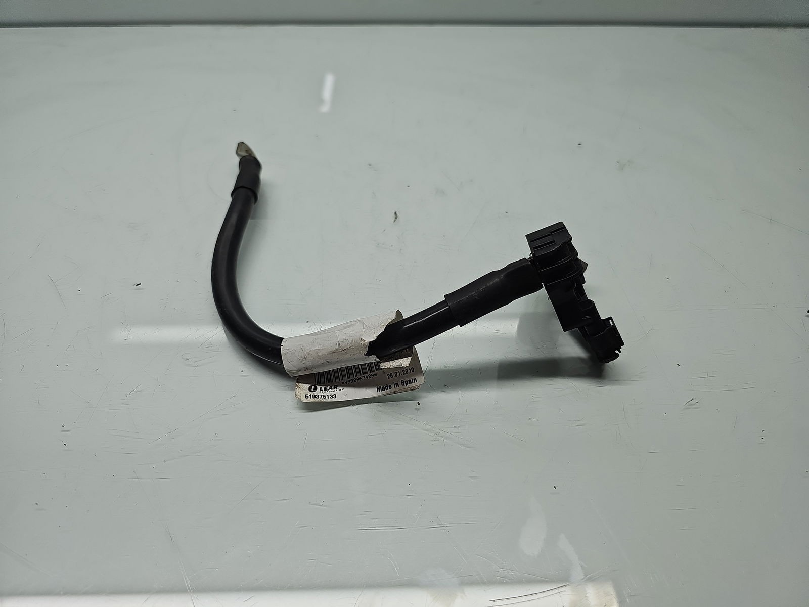 Borna baterie (+) cu capsa AUDI A4 (8K2) [Fabr 2008-2015] 8X0915181 - imagine 1