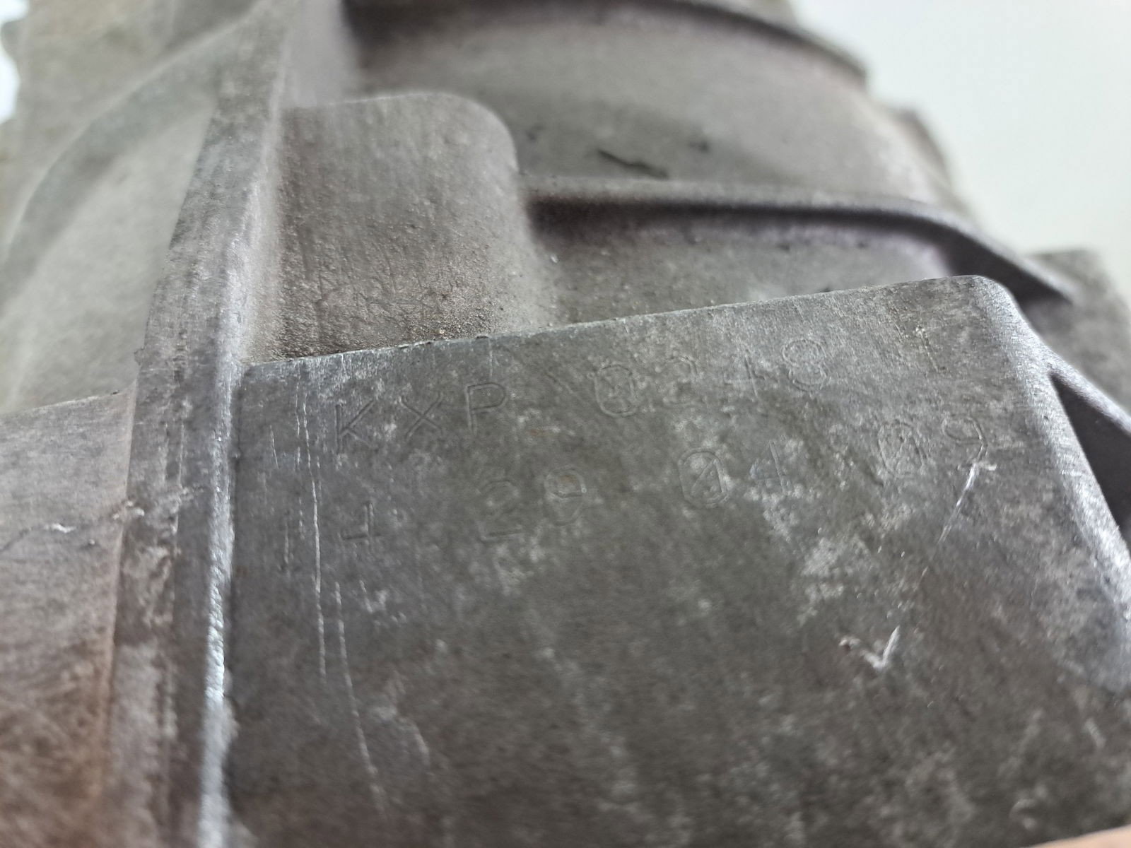 Cutie viteze manuala 6 trepte AUDI A5 (8T3) [Fabr 2007-2015] 2.0 TDI CAGA KXP 105KW / 143CP - imagine 2