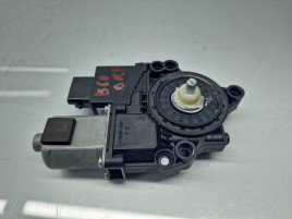 Motoras geam dreapta fata KIA Ceed (JD) [Fabr 2012-2018] Hatchback 82460-A2010
