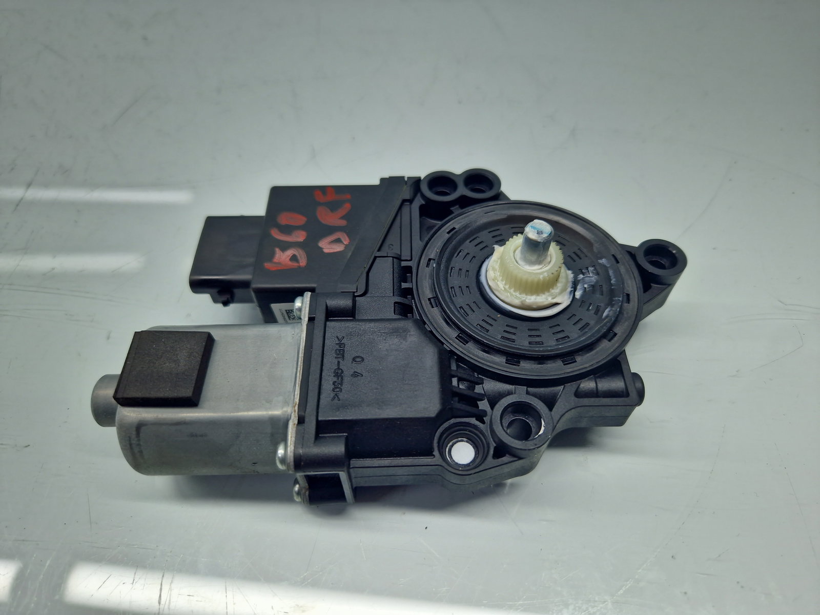 Motoras geam dreapta fata KIA Ceed (JD) [Fabr 2012-2018] Hatchback 82460-A2010 - imagine 1