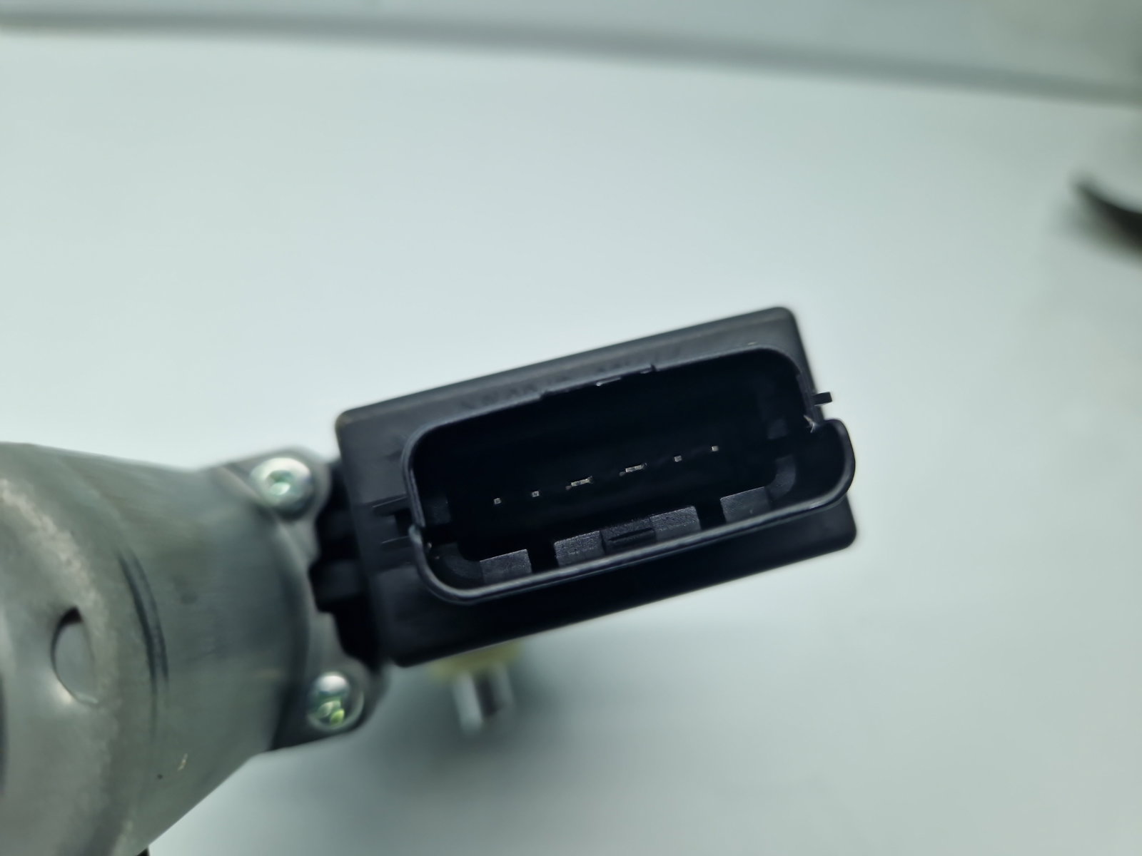 Motoras geam dreapta fata KIA Ceed (JD) [Fabr 2012-2018] Hatchback 82460-A2010 - imagine 4