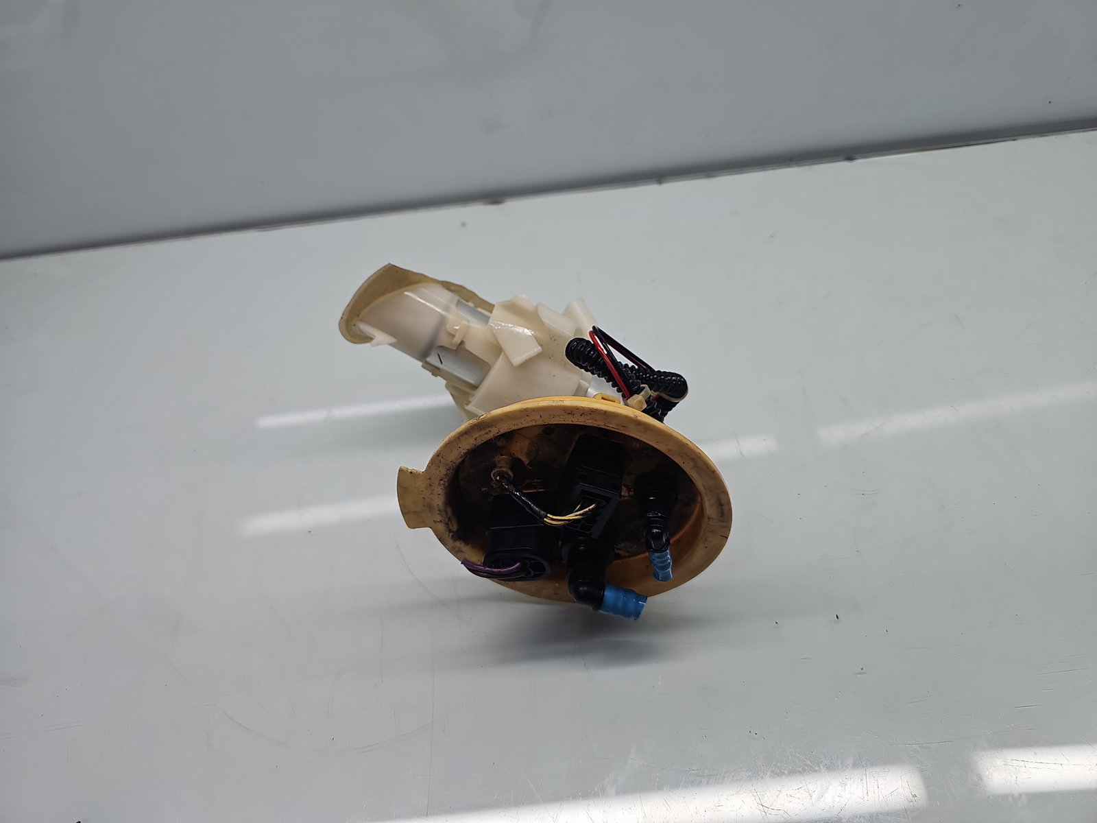 Pompa combustibil Bmw 5 (F10) [Fabr 2011-2016] OEM 2.0 N47D20 135KW / 184CP - imagine 3