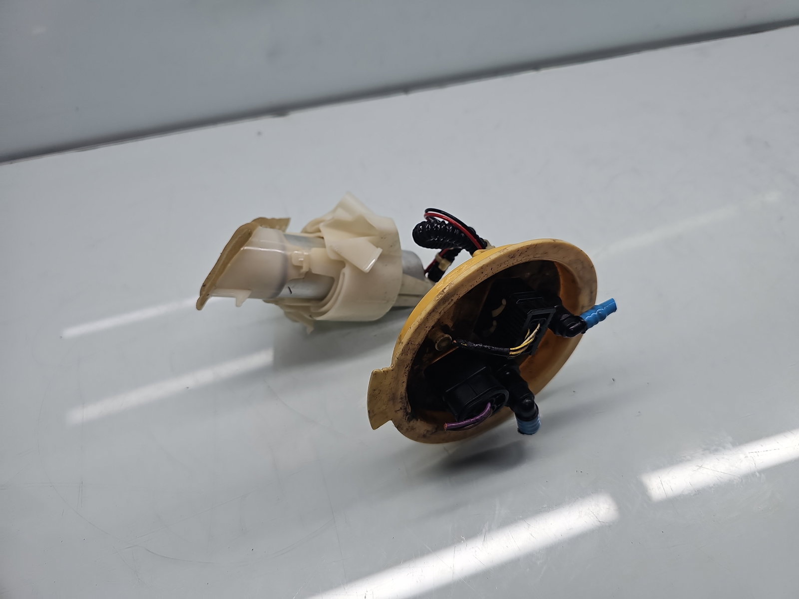 Pompa combustibil Bmw 5 (F10) [Fabr 2011-2016] OEM 2.0 N47D20 135KW / 184CP - imagine 5