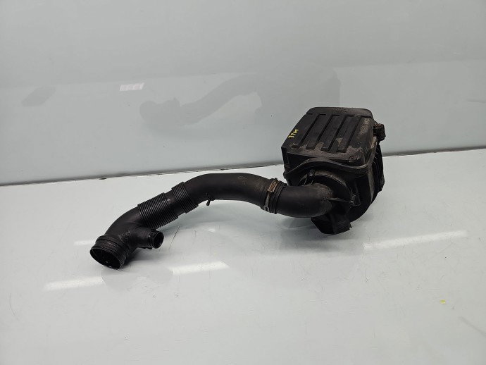 Carcasa filtru aer  Volkswagen Golf 5 (1K1) [Fabr 2004-2008] 1F0129607 1.6 Benz BGU 75KW / 102CP