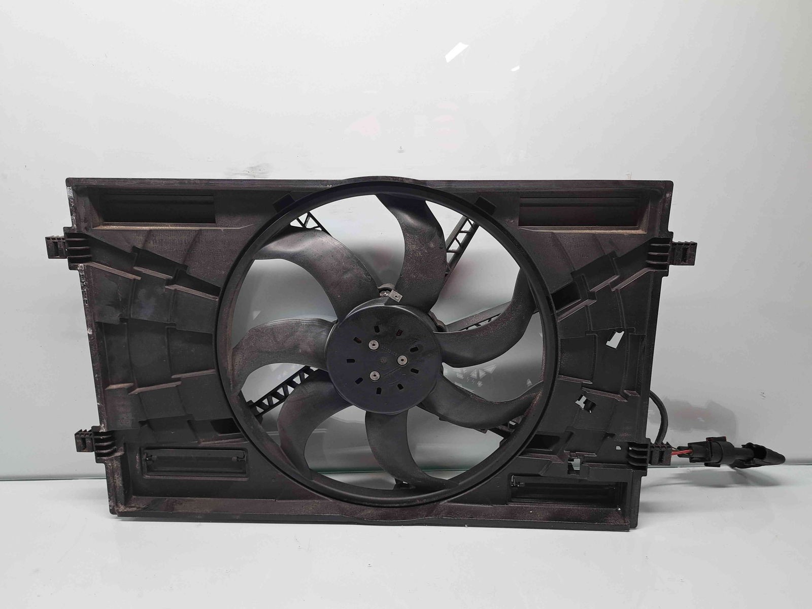 Electroventilator AUDI A3 (8V1) [Fabr 2012-2017] 5Q0121205AF 1.6 TDI DCXA 88KW / 120CP - imagine 2