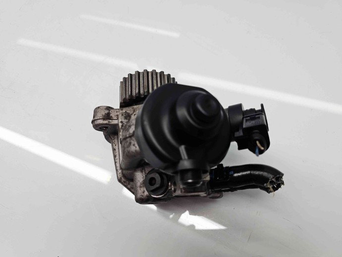 Pompa inalta presiune  AUDI A3 Sportback (8VS, 8VM) [Fabr 2013-prezent] 04L130755D 2.0 TDI DETA 140KW / 190CP