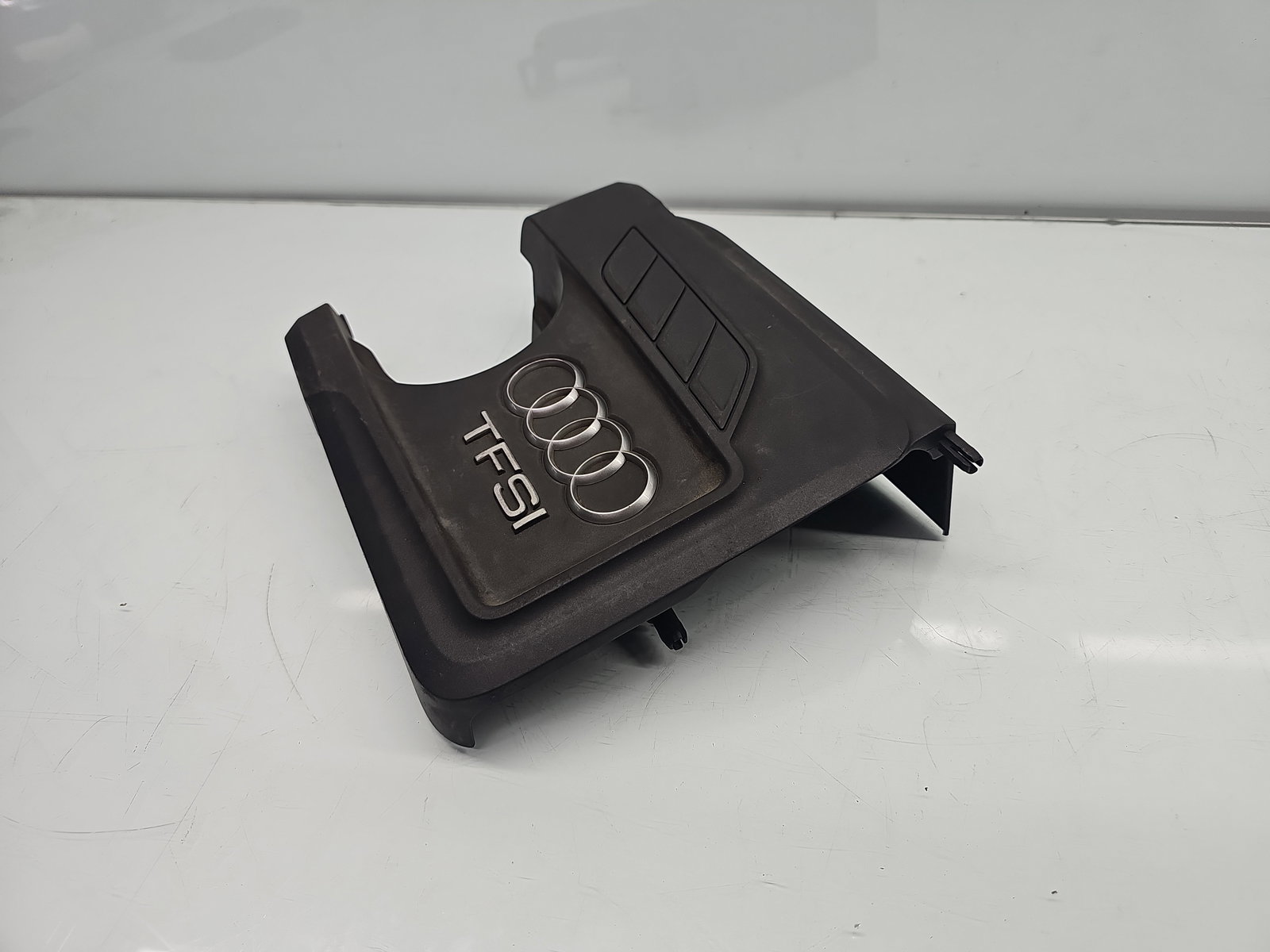 Capac motor AUDI A3 (8VS) [Fabr 2013-prezent] 04E103925J 1.4 TFSI CZEA 110KW / 150CP - imagine 2