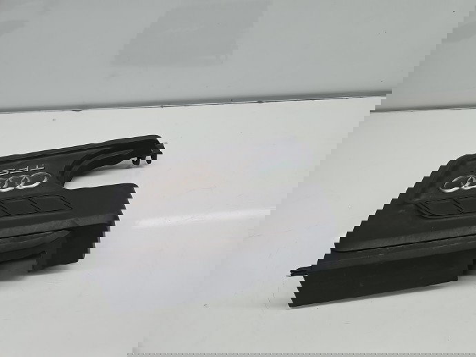 Capac motor AUDI A3 (8VS) [Fabr 2013-prezent] 04E103925J 1.4 TFSI CZEA 110KW / 150CP