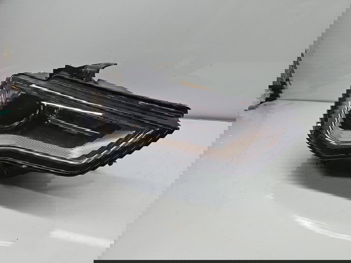 Far dreapta AUDI A3 (8VS) [Fabr 2013-prezent] Berlina S-line 8V0941006D