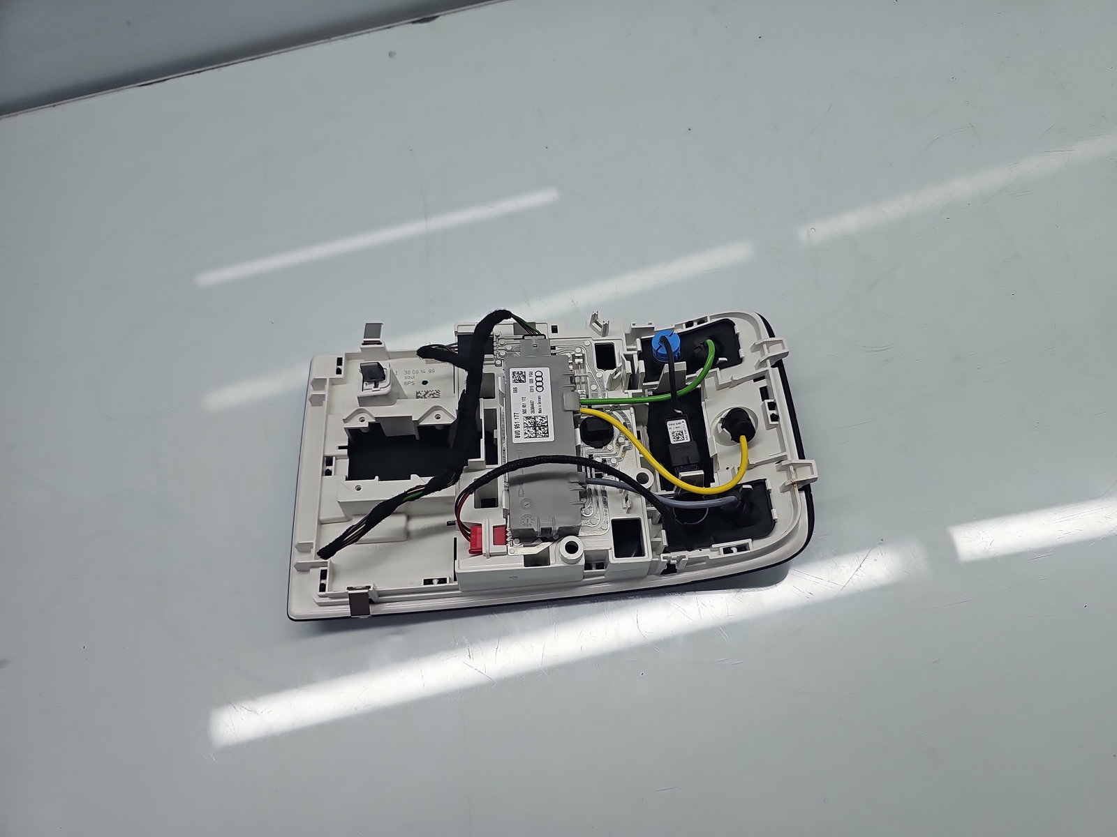 Plafoniera fata AUDI A3 (8VS) [Fabr 2013-prezent] Berlina S-line 8V0947135A - imagine 3