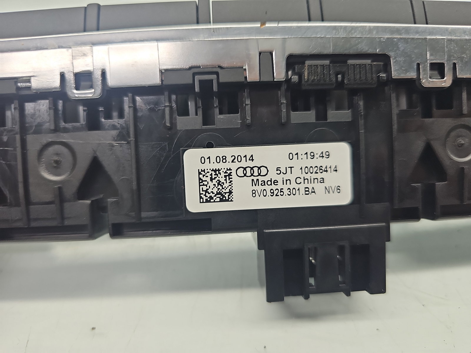 Butoane comenzi consola centrala AUDI A3 (8VS) [Fabr 2013-prezent] 8V0925301BA - imagine 5