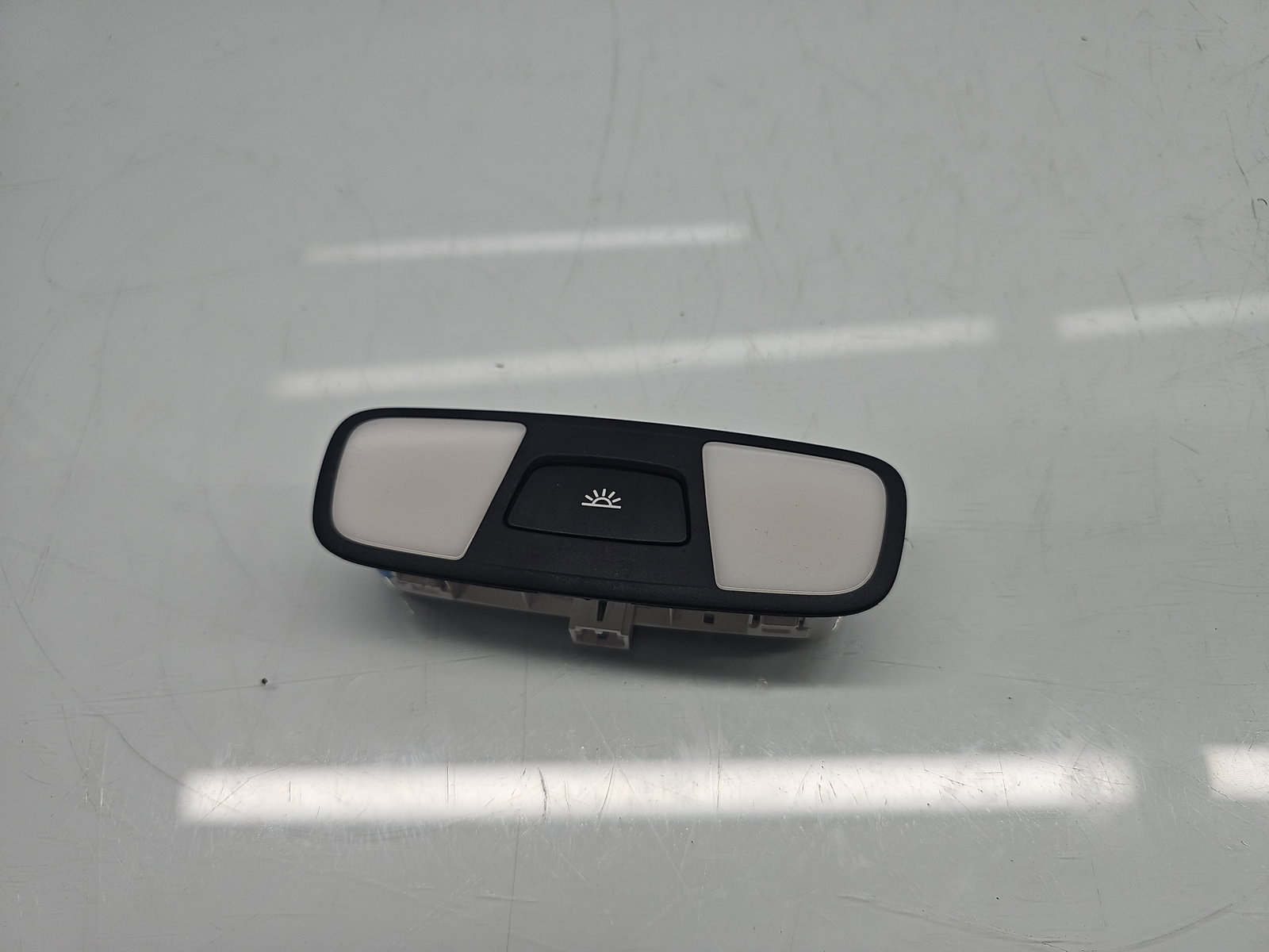 Plafoniera spate AUDI A3 (8VS) [Fabr 2013-prezent] Berlina S-line 8V0947111 - imagine 1