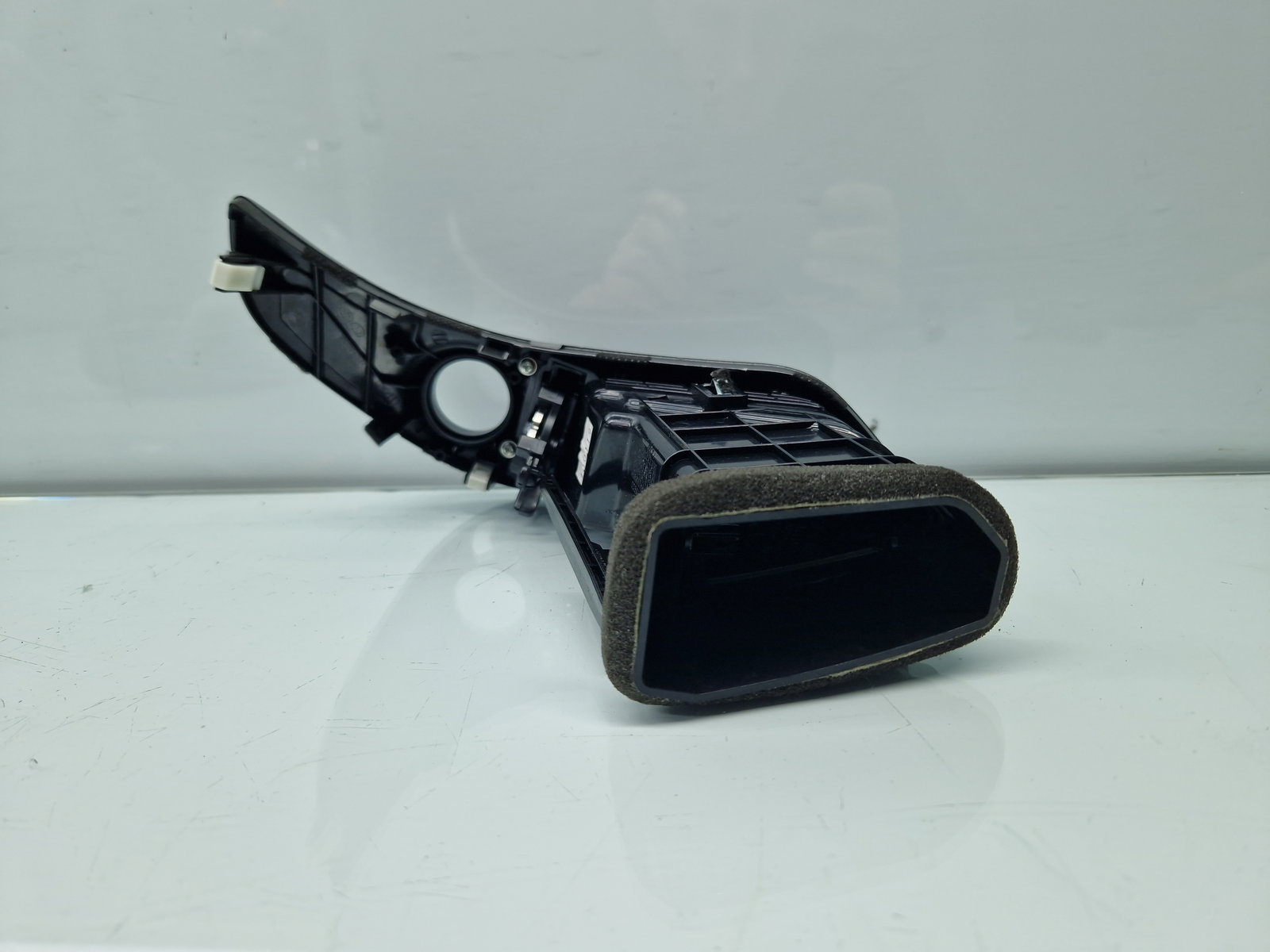 Grila aerisire centrala dreapta Hyundai ix35 (LM) [Fabr 2010-2017] 97420-2S900 - imagine 3