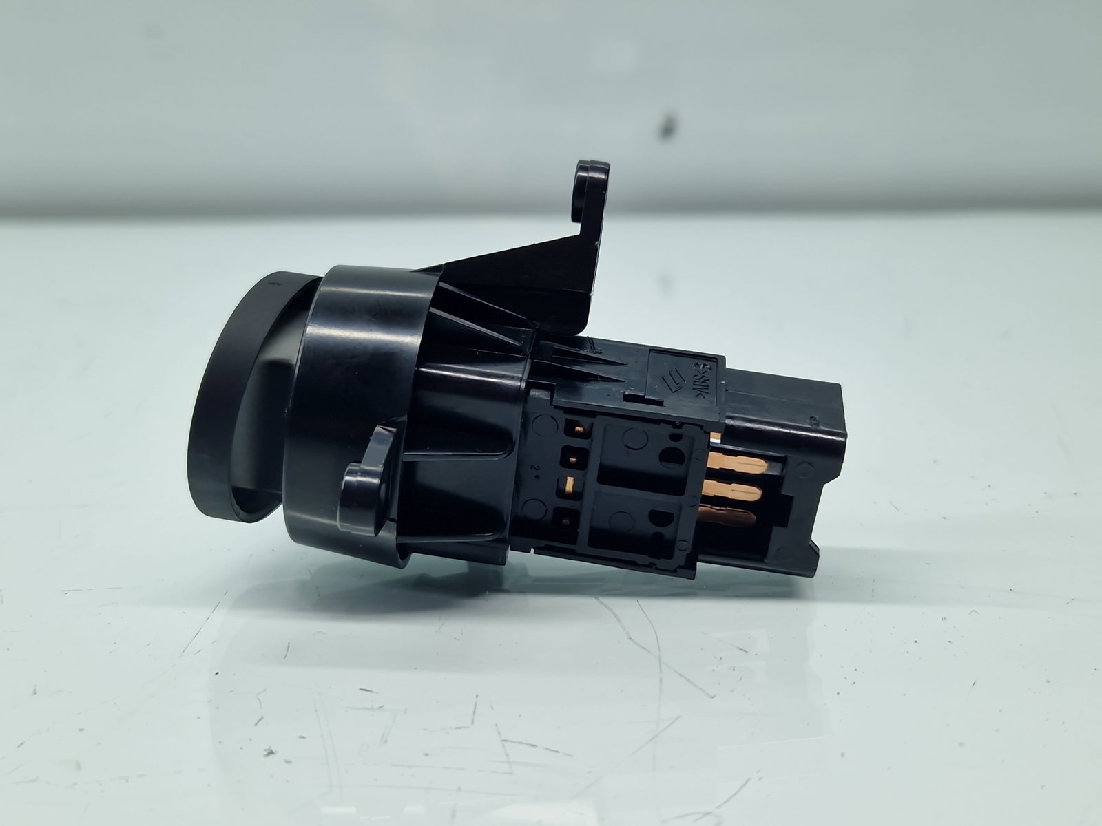 Buton dezaburire luneta Hyundai ix35 (LM) [Fabr 2010-2017] 93780-2S900 - imagine 2