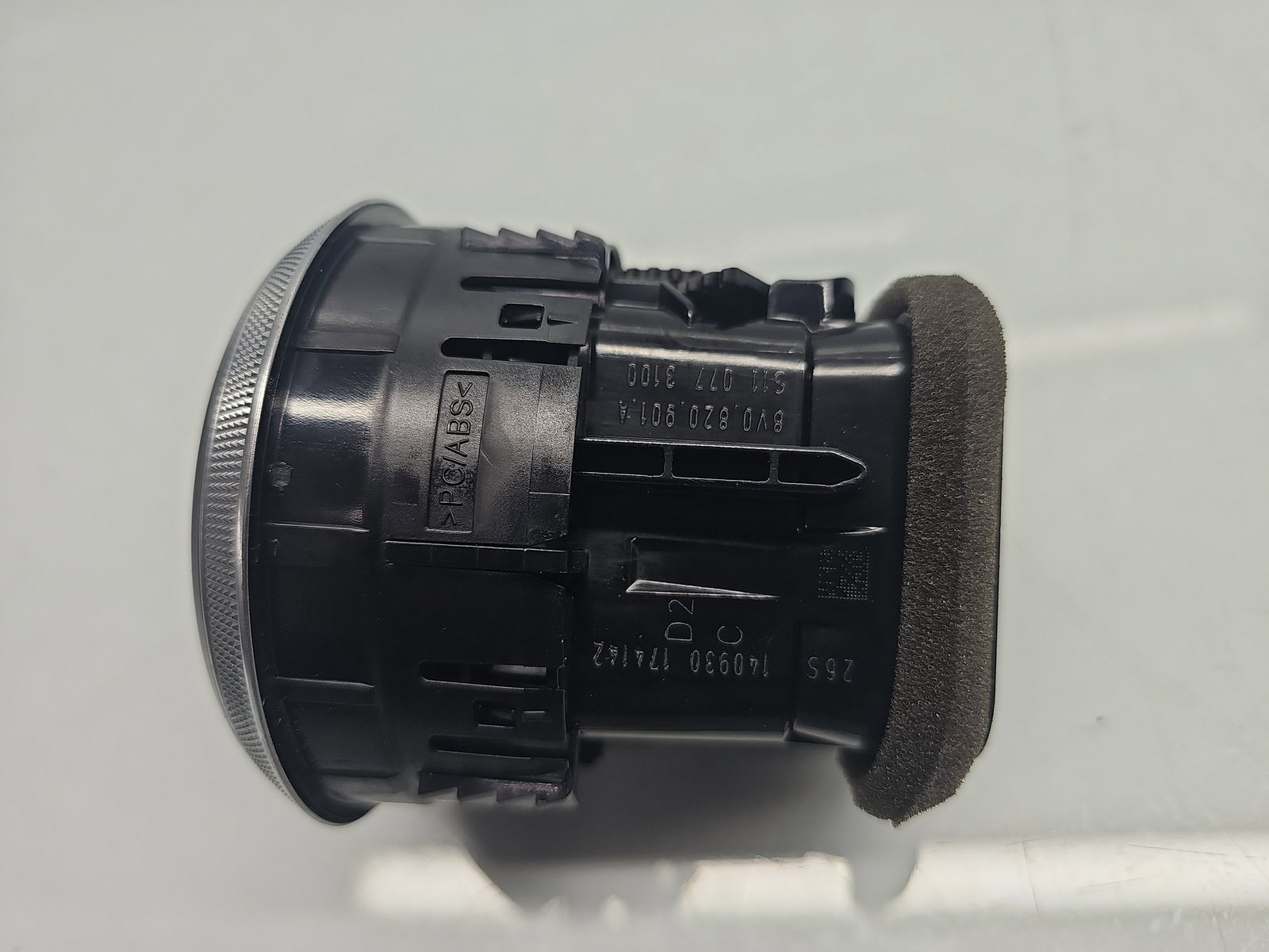 Grila aerisire dreapta AUDI A3 (8VS) [Fabr 2013-prezent] 8V0820901A - imagine 5