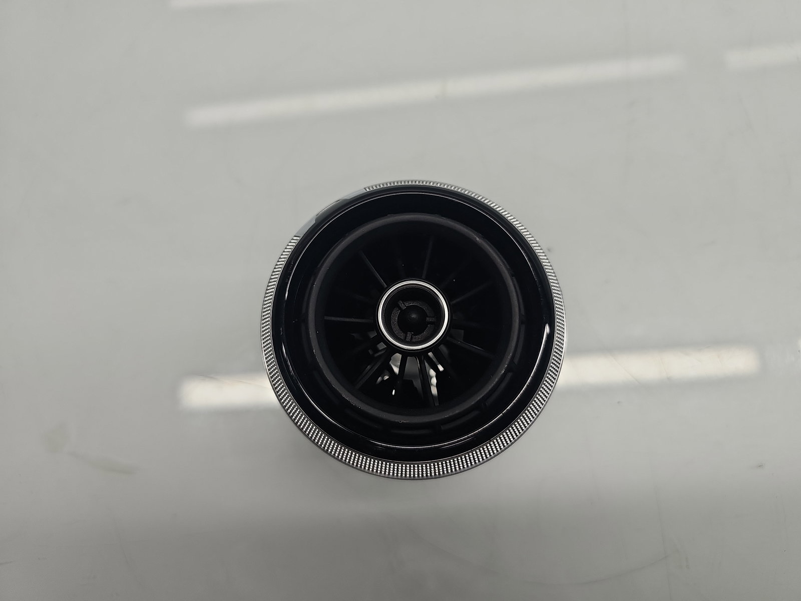 Grila aerisire stanga AUDI A3 (8VS) [Fabr 2013-prezent] 8V0820901A - imagine 2