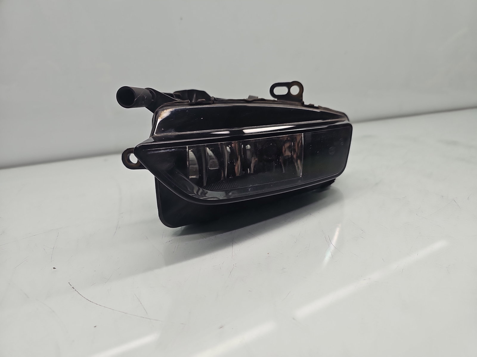 Proiector ceata dreapta AUDI A3 (8VS) [Fabr 2013-prezent] Berlina S-line 8V0941700D - imagine 2