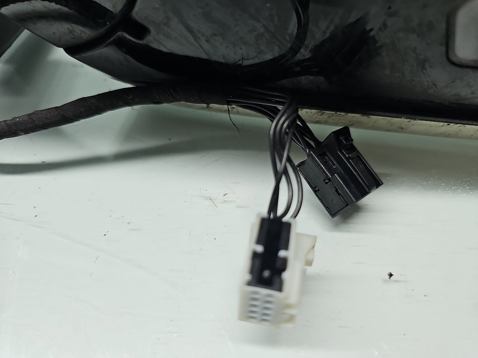 Oglinda stanga Mercedes Clasa E (W212) [Fabr 2009-2016] Break AMG 650U Alb Calcite - imagine 7