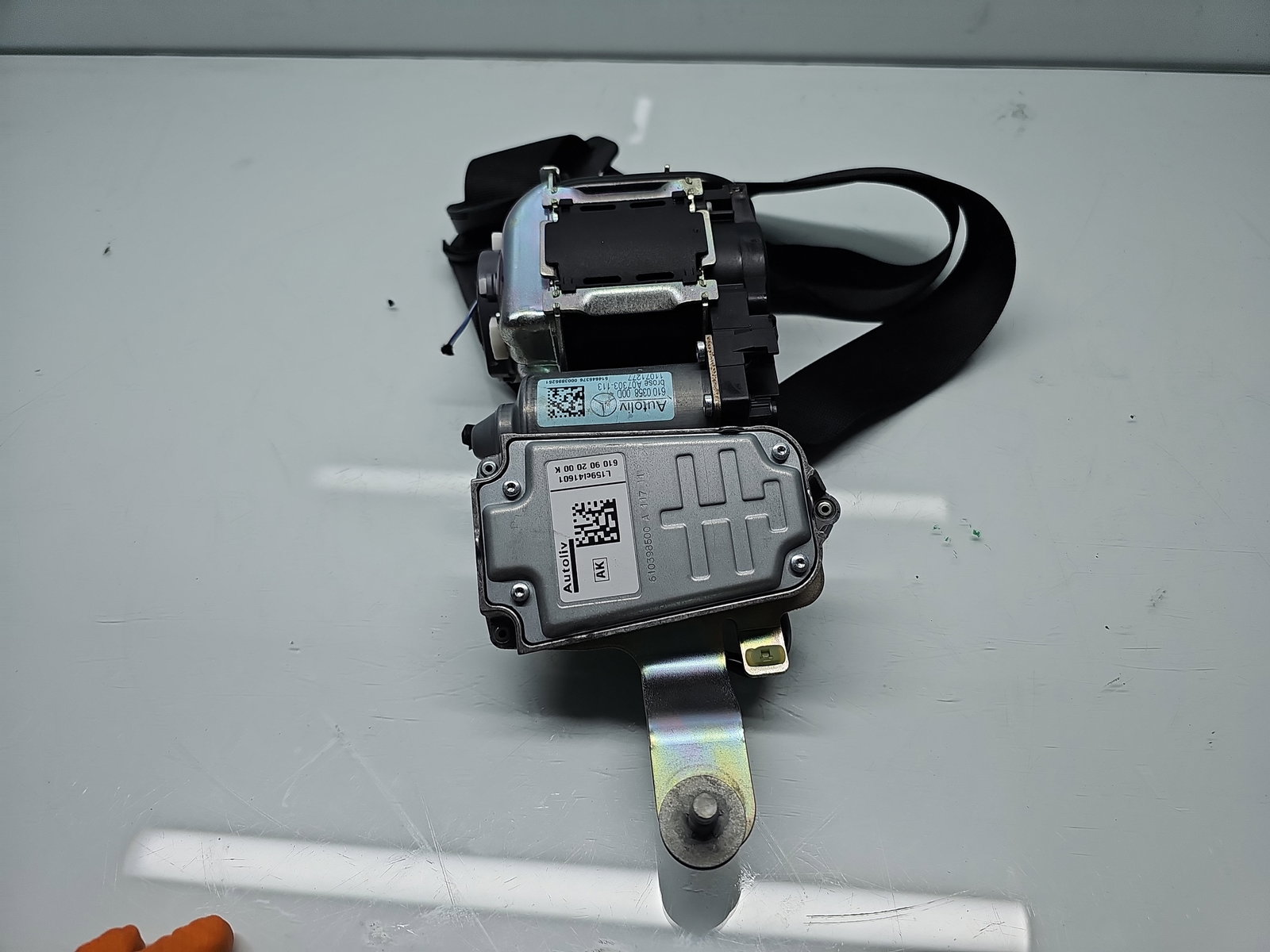 Centura stanga fata Mercedes Clasa E (W212) [Fabr 2009-2016] 610035800D - imagine 2