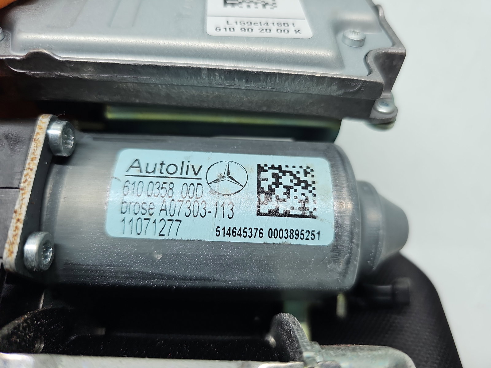 Centura stanga fata Mercedes Clasa E (W212) [Fabr 2009-2016] 610035800D - imagine 5