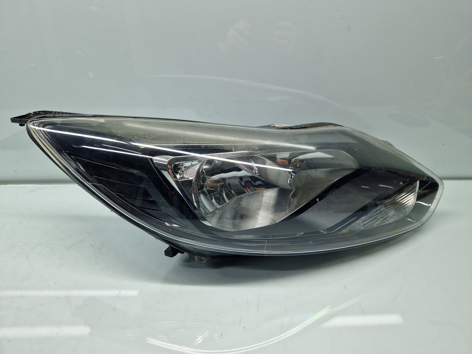 Far dreapta Ford Focus 3 [Fabr 2010-2018] BM51--13W029-DK - imagine 1