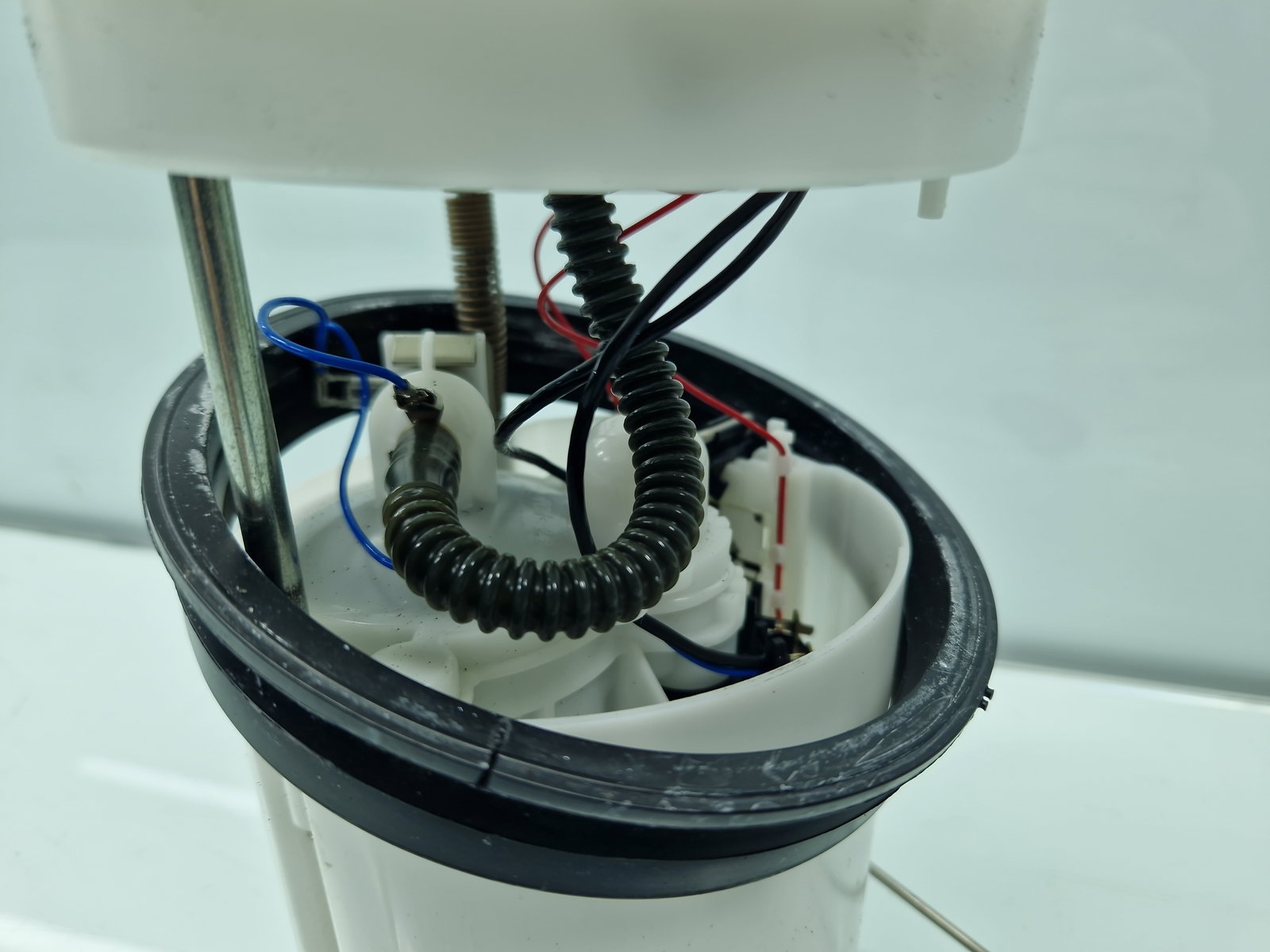 Pompa combustibil Ford Focus 3 [Fabr 2010-2018] BV61-9H307-JB 1.0 Benz M1DA 92KW / 125CP - imagine 4