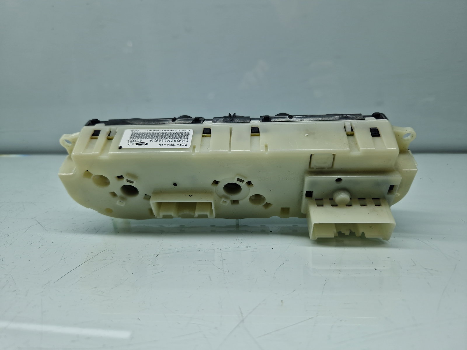 Panou comanda clima Ford Focus 3 [Fabr 2010-2018] CJ5T-19980-AH - imagine 2