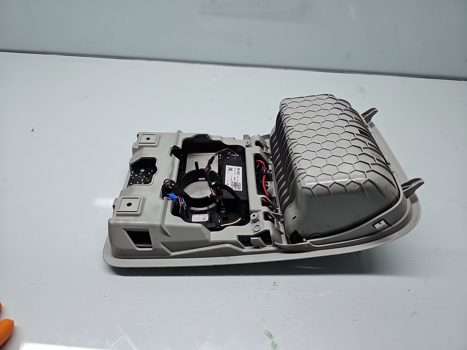 Plafoniera fata Skoda Octavia 3 (5E3) [Fabr 2012-2020] Berlina 5E0867489 - imagine 4