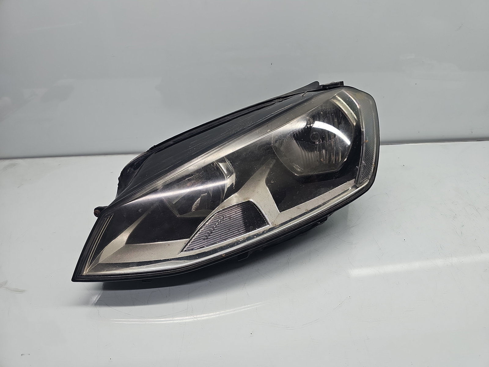 Far stanga Volkswagen Golf 7 (5G) [Fabr 2014-prezent] Hatchback OEM - imagine 7