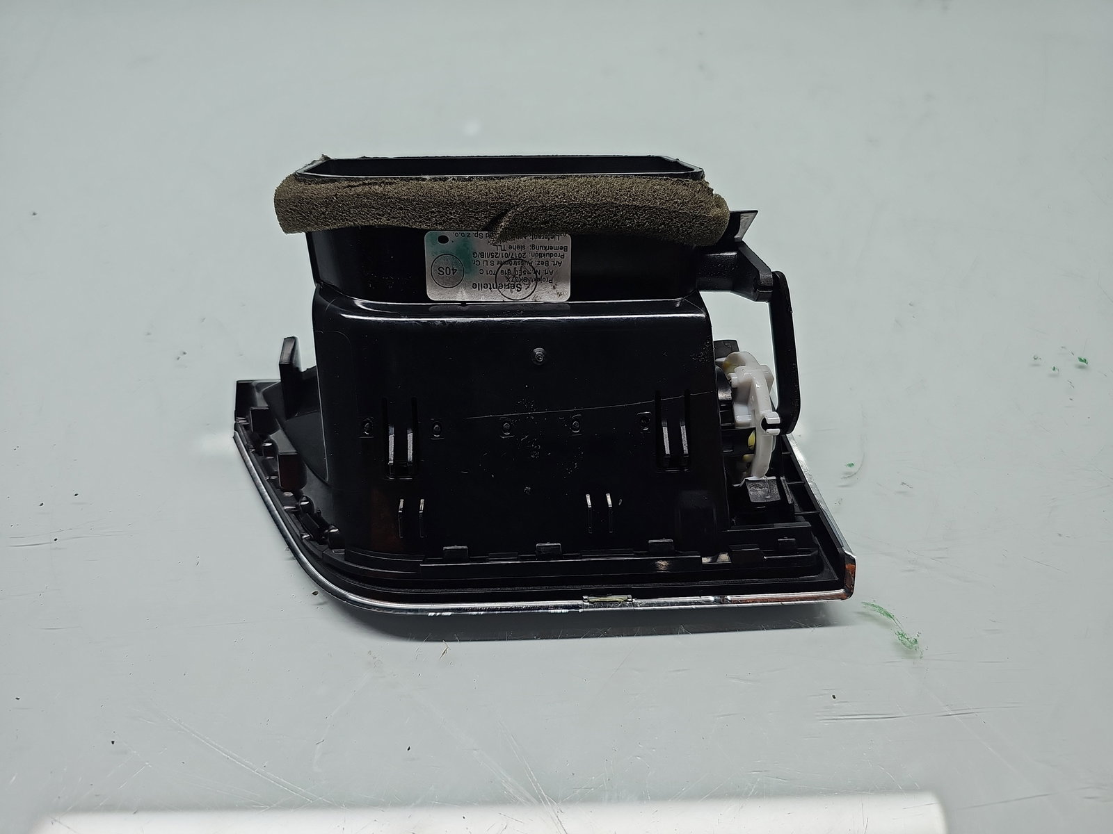 Grila aerisire stanga Skoda Octavia 3 (5E3) [Fabr 2012-2020] 5E0819701A - imagine 3