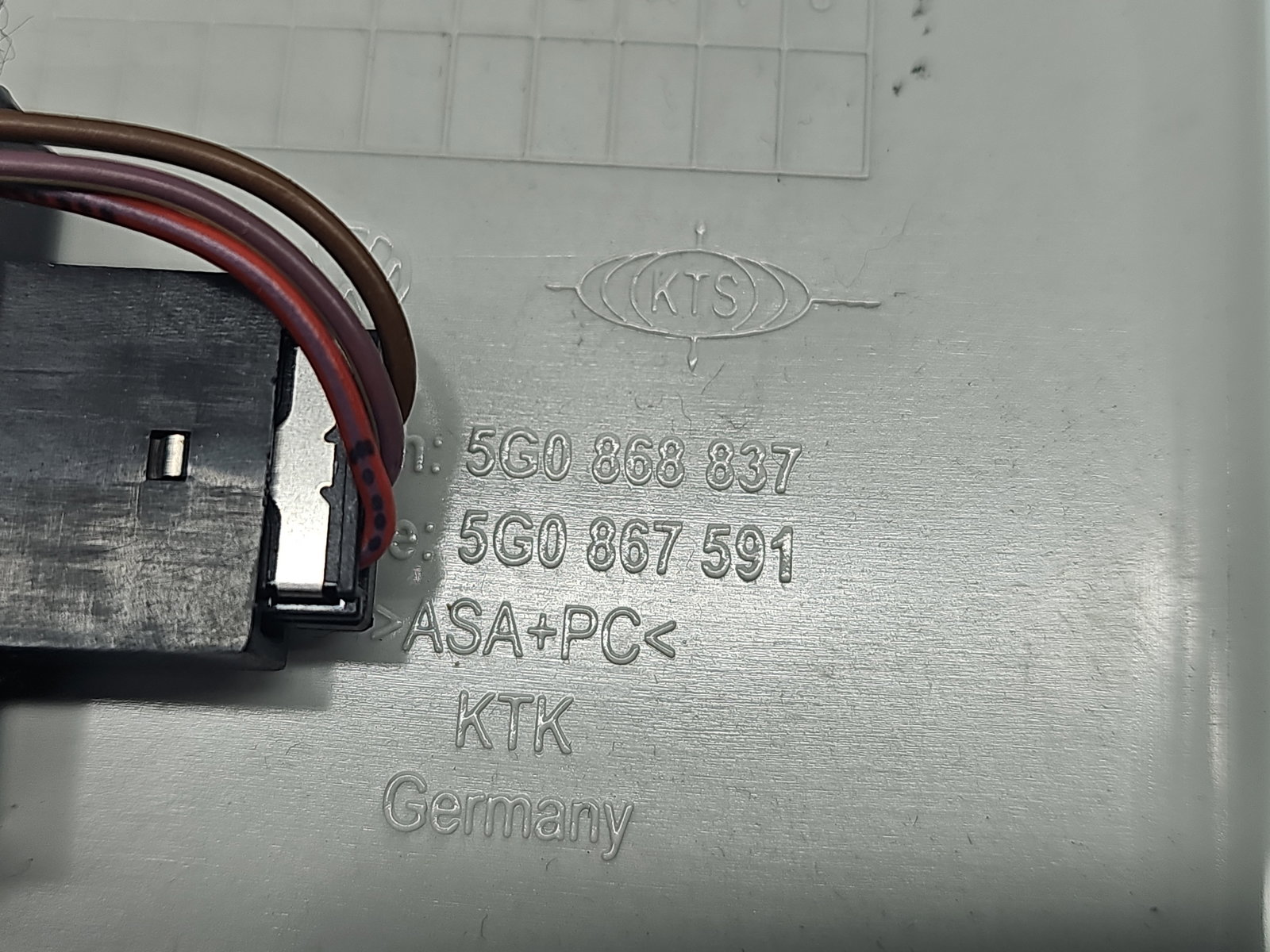 Plafoniera fata Volkswagen Golf 7 (5G) [Fabr 2014-prezent] Hatchback 5G0868837 - imagine 6