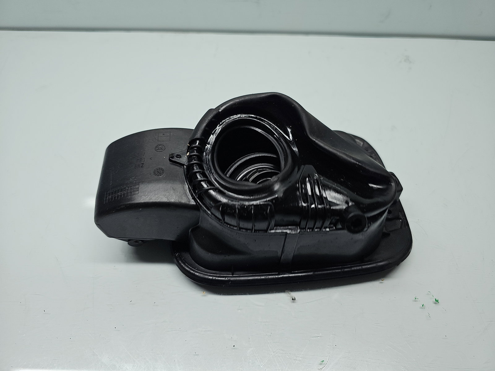 Capac rezervor Skoda Octavia 3 (5E3) [Fabr 2012-2020] Berlina 5E0809702B - imagine 3