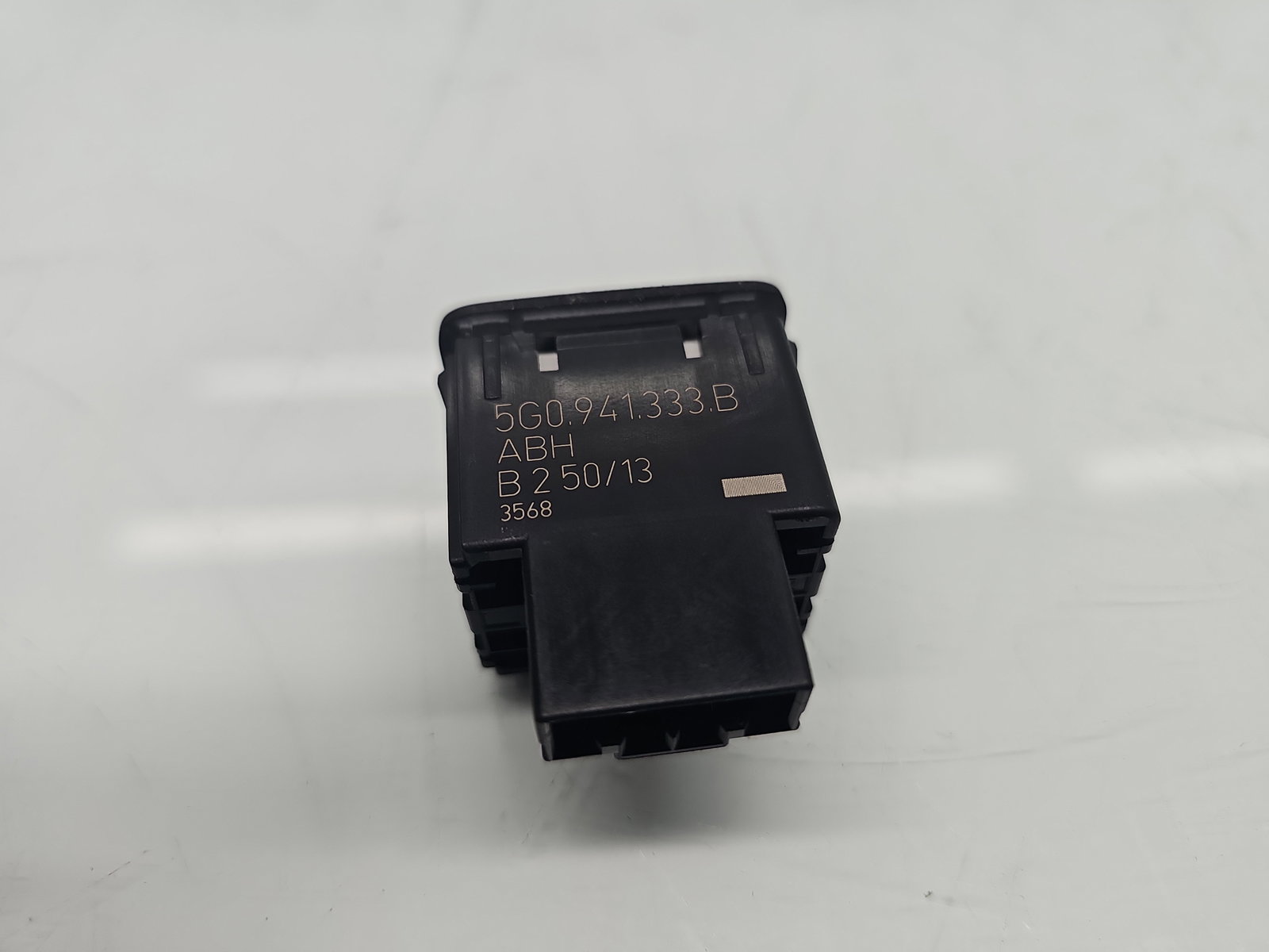 Buton reglaj far Volkswagen Golf 7 (5G) [Fabr 2014-prezent] 5G0941333B - imagine 5