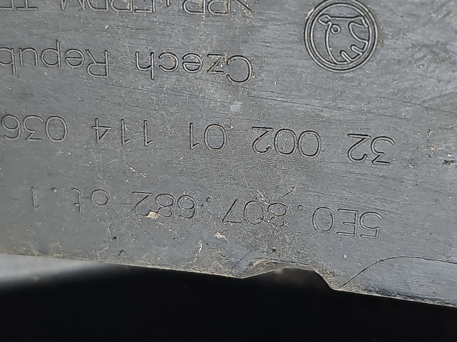 Grila proiector dreapta Skoda Octavia 3 (5E3) [Fabr 2012-2020] Berlina 5E0807682 - imagine 6