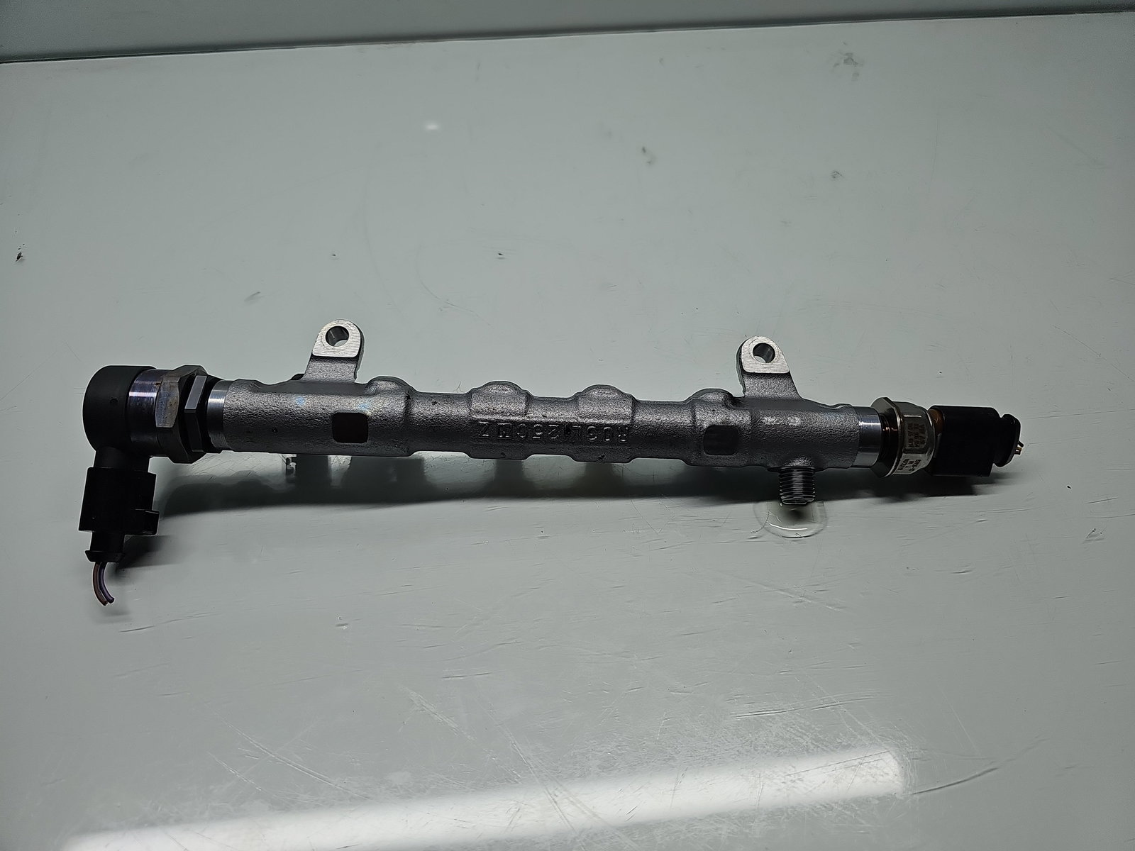 Rampa injectoare AUDI A4 (8K2, B8.5) [Fabr 2008-2015] 03L130089Q 2.0 TDI CGLC 130KW / 177CP - imagine 1