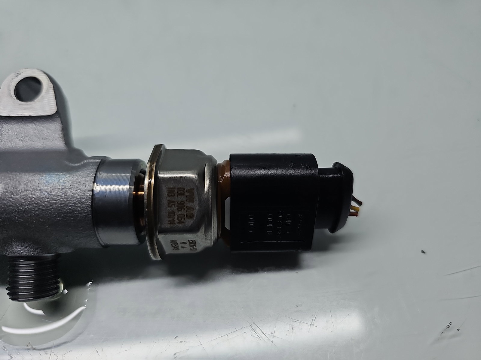 Rampa injectoare AUDI A4 (8K2, B8.5) [Fabr 2008-2015] 03L130089Q 2.0 TDI CGLC 130KW / 177CP - imagine 3