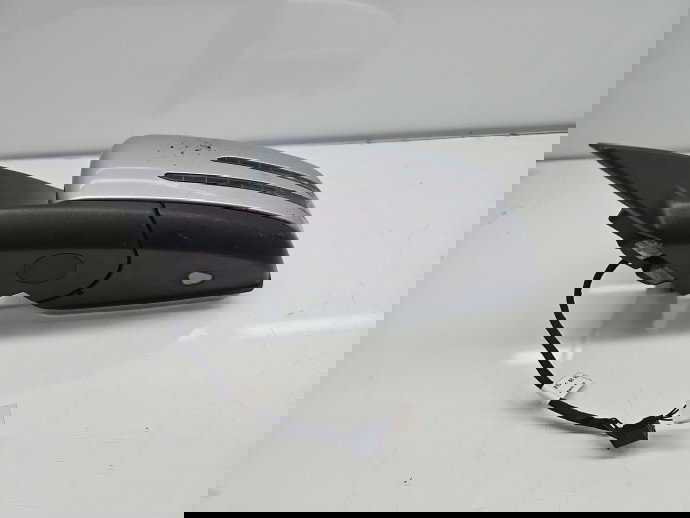 Oglinda stanga Mercedes Clasa C (W204) [Fabr 2007-2014] Berlina Facelift, AMG 988U Argintiu Diamat