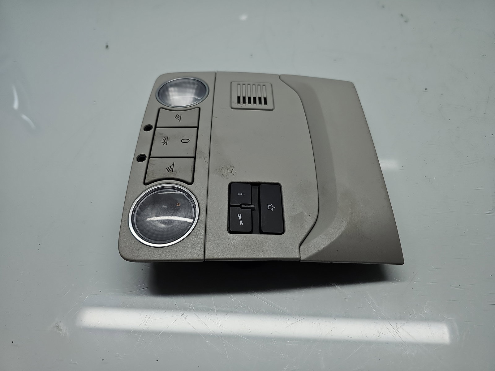 Plafoniera fata Volkswagen Tiguan (5N) [Fabr 2007-2016] SUV 1K8947105AD - imagine 2