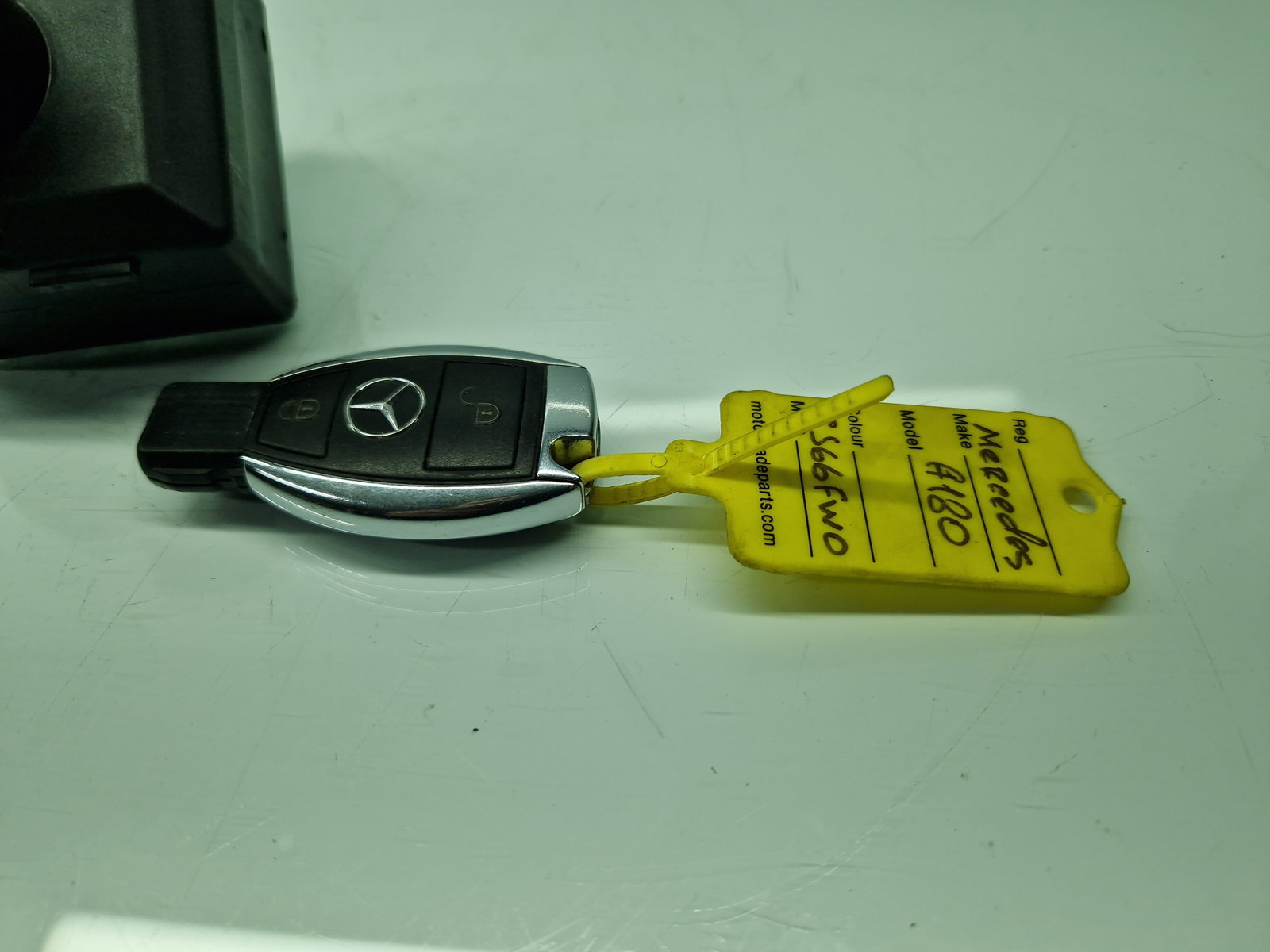 Contact cu cheie Mercedes Clasa A (W176) [Fabr 2012-2018] A2469054602 1.5 CDI 607951 80KW / 109CP - imagine 5