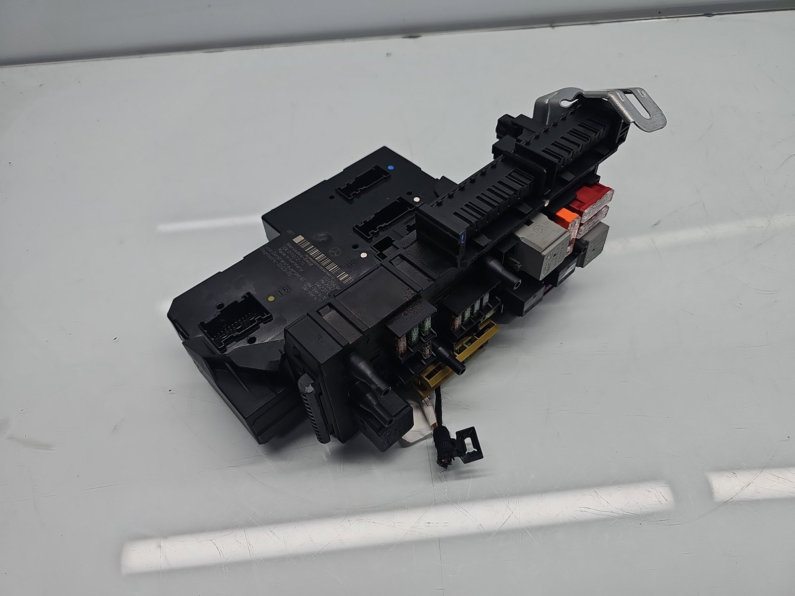 Panou sigurante Mercedes Clasa C (W204) [Fabr 2007-2014] 2049060205 - imagine 1